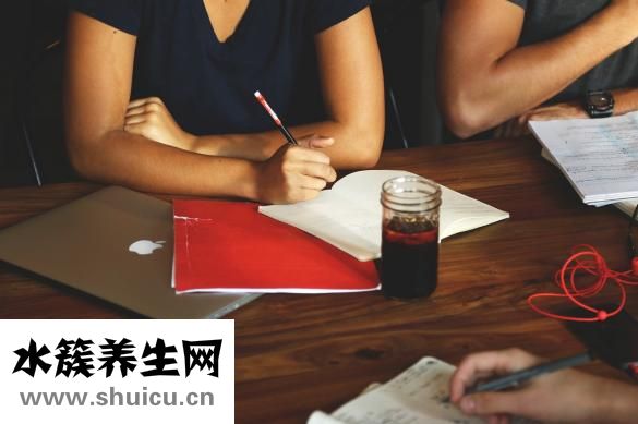 胃痉挛吃什么药