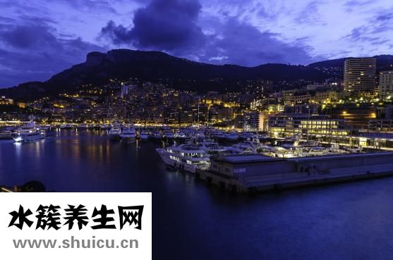 双眼周边有黑影怎么办？别担心会传染病毒