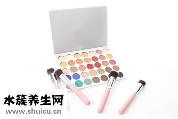 没有卸妆水怎么卸妆