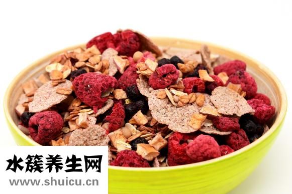 水果酸奶燕麦