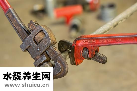 胸外按压部位
