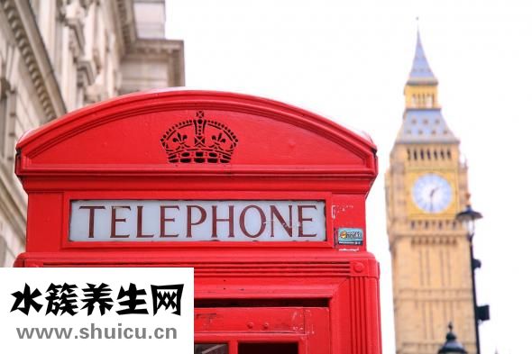 眼窝凹陷图片