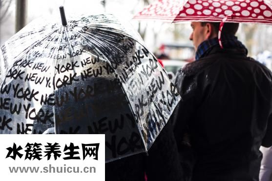 粉瘤会自己消失吗