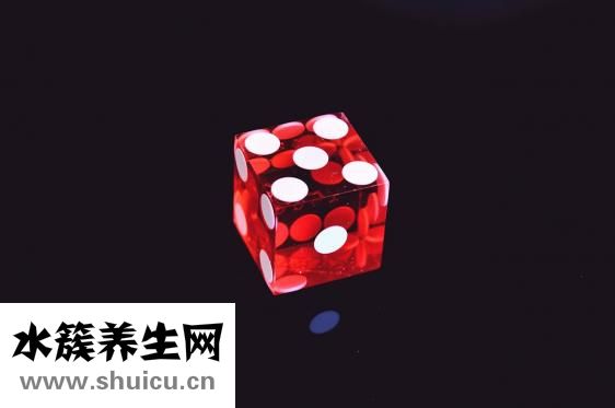 泪痣的位置