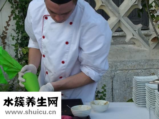 血糖高能喝酒吗