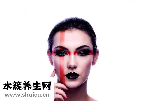 腿上有红血丝
