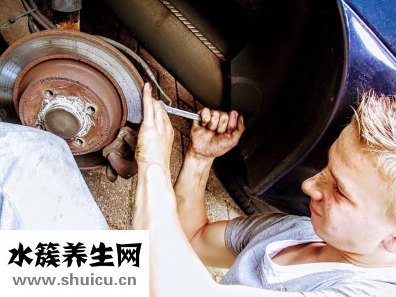 一般情况下肾结石患者会感到腰酸腹痛