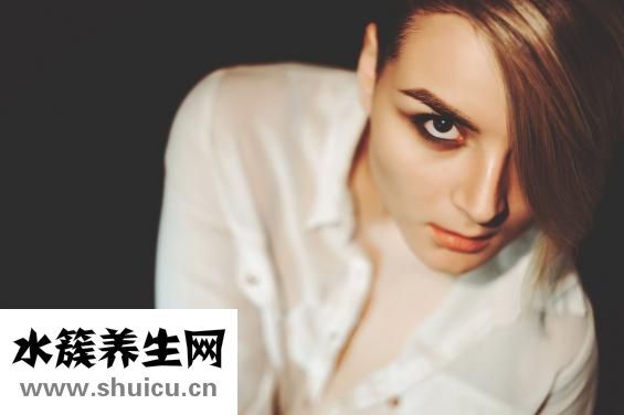 眼部鱼尾纹