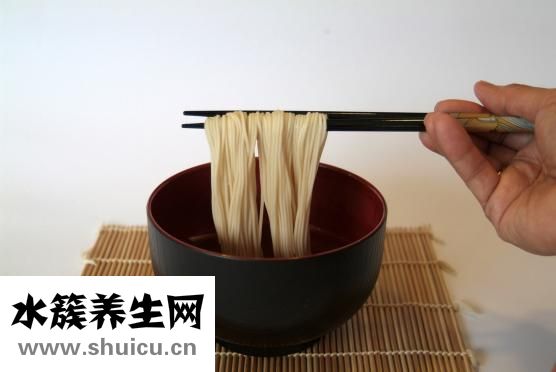 西红柿酸汤面