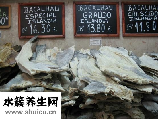 金鲳鱼刺多吗