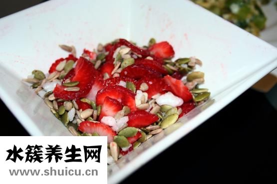 服用香砂养胃丸时应听从医生指导切勿盲目服用
