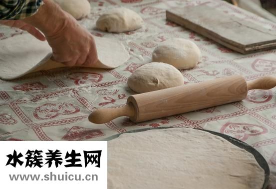 玉米面贴饼