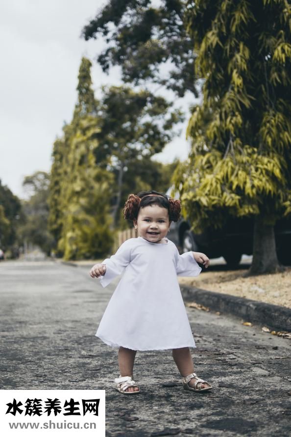 婴儿什么时候用枕头