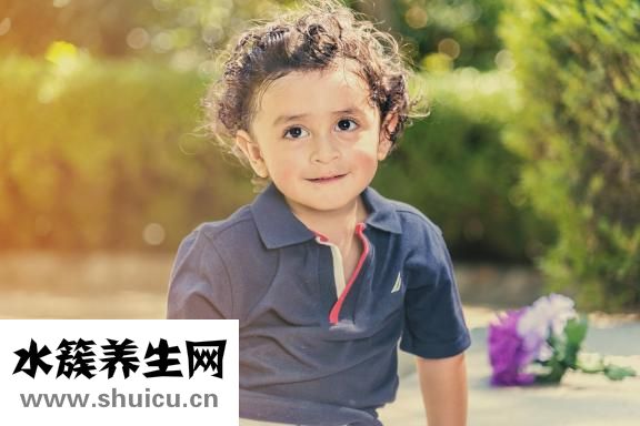 宝宝吐奶怎么办
