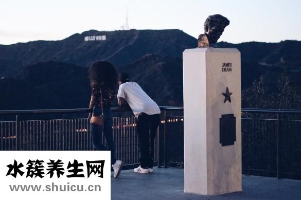 如何变成双眼皮