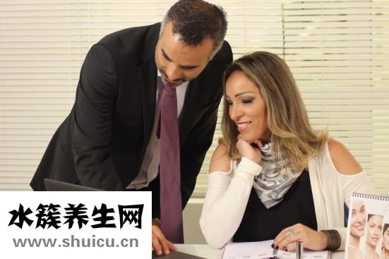 初中毕业读什么卫校