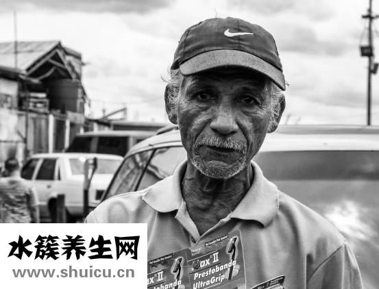 事无巨细是什么意思