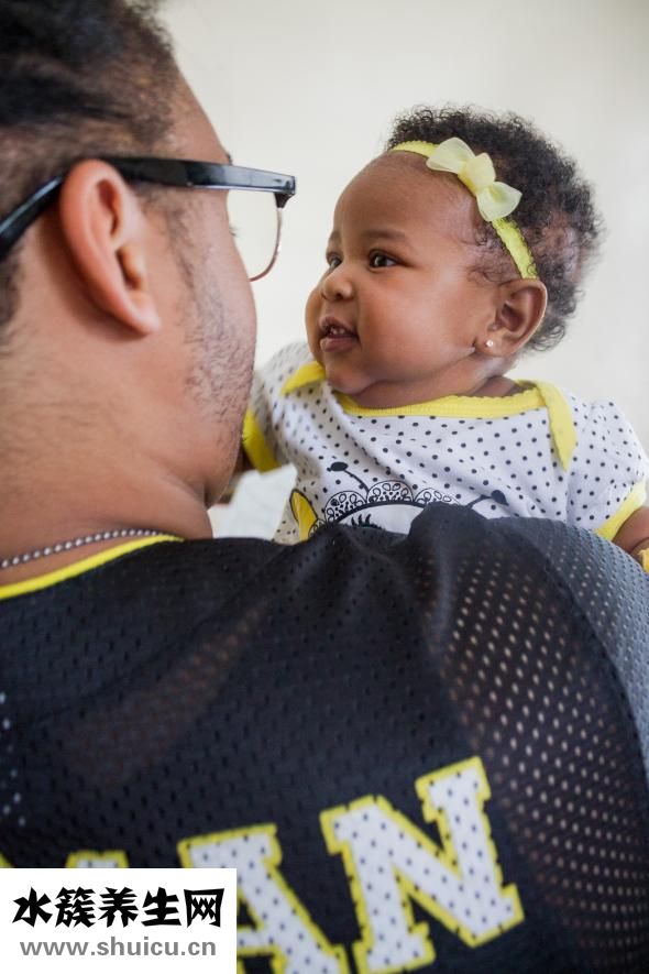 好孩子推车怎么折叠