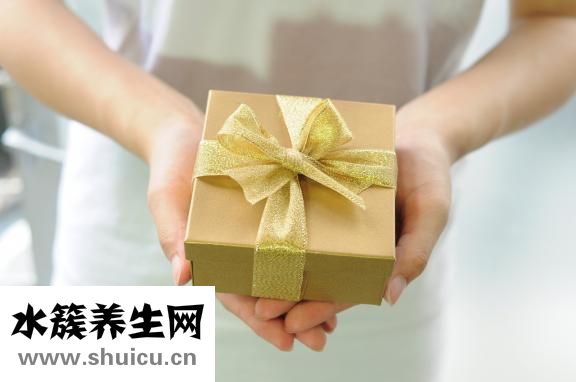 朋友过生日送什么好