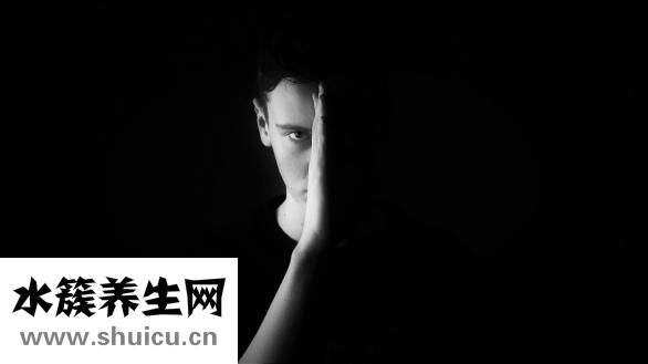 眼部皱纹怎么消除
