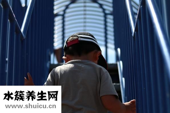耳膜穿孔怎么办
