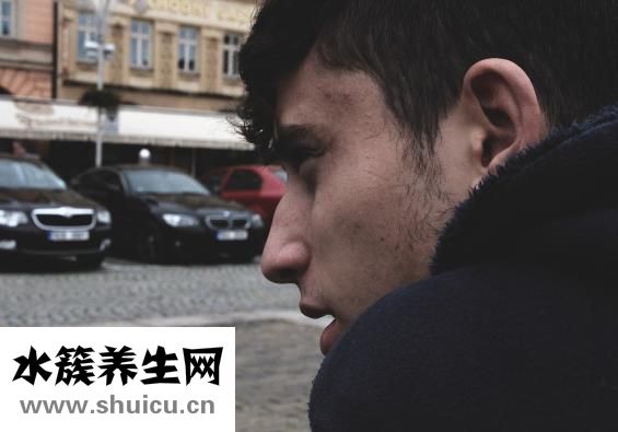 精子是什么颜色