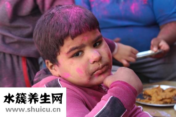 婴儿流鼻涕怎么办