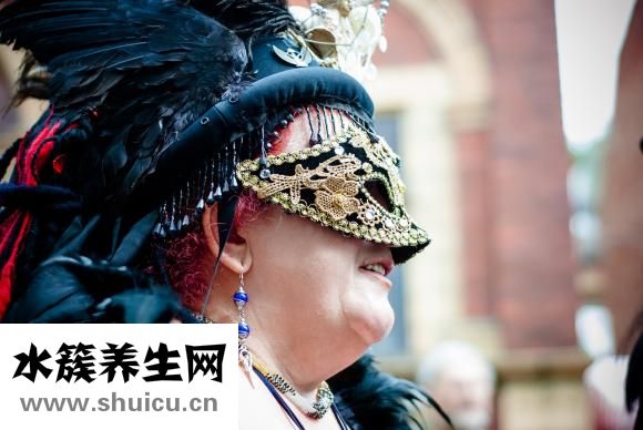 脸上长痘痘了怎么办