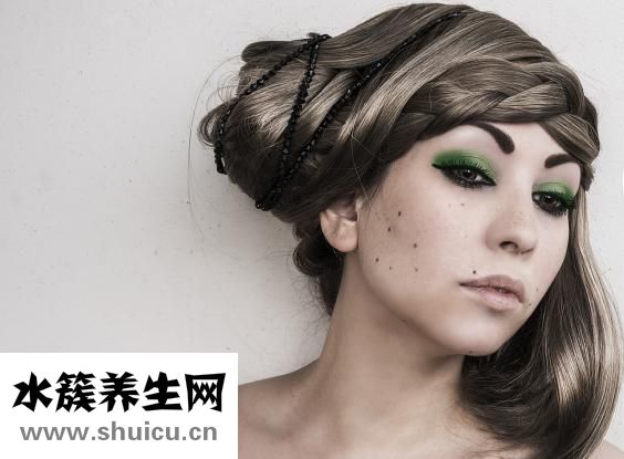 脸上出油长痘怎么办