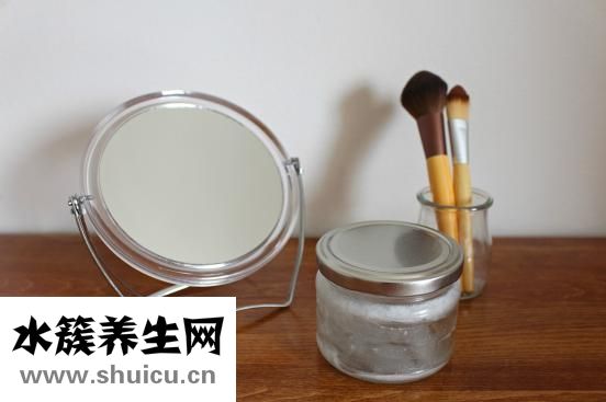 脸上长痤疮怎么治疗
