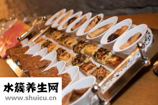 含碱性的食物有哪些