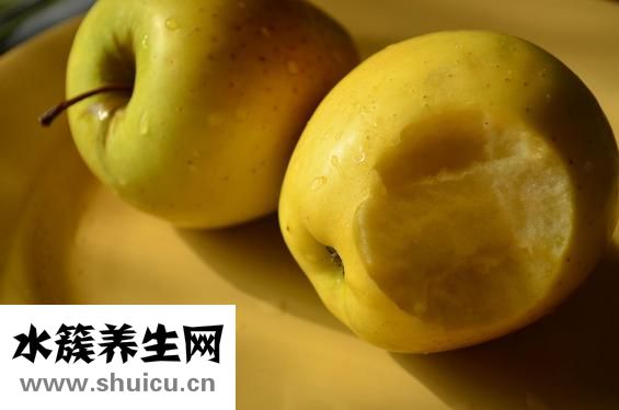 喉咙痛吃什么水果好