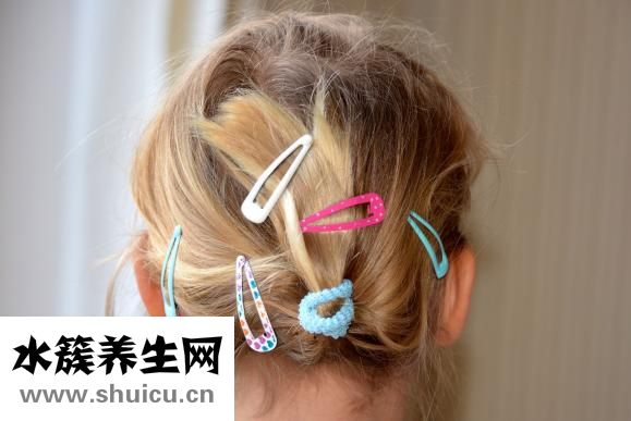 宝宝吐奶厉害怎么办