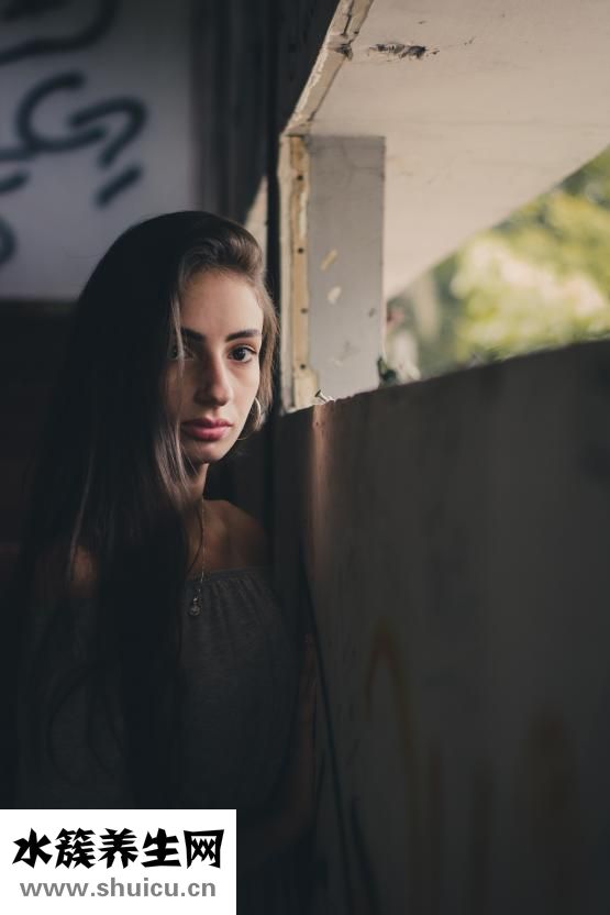 雌激素低吃什么药