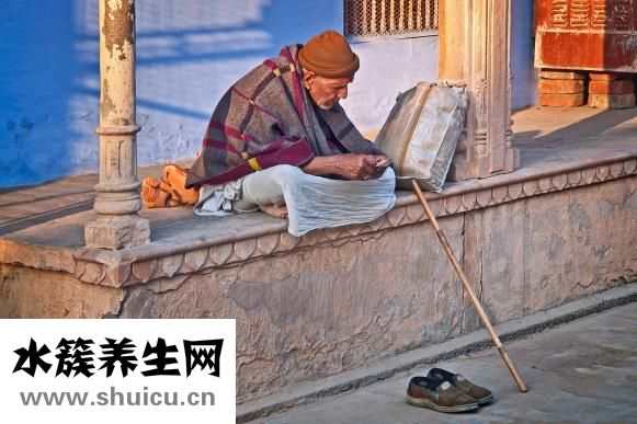 黄色象征什么