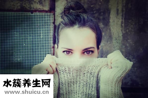 额头上有皱纹怎么办