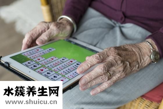 老年人吃什么补钙