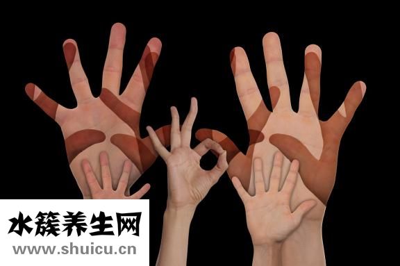 烂嘴角怎么治