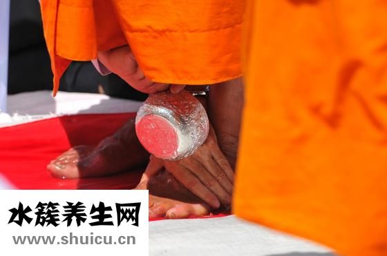 糜烂型脚气用什么药