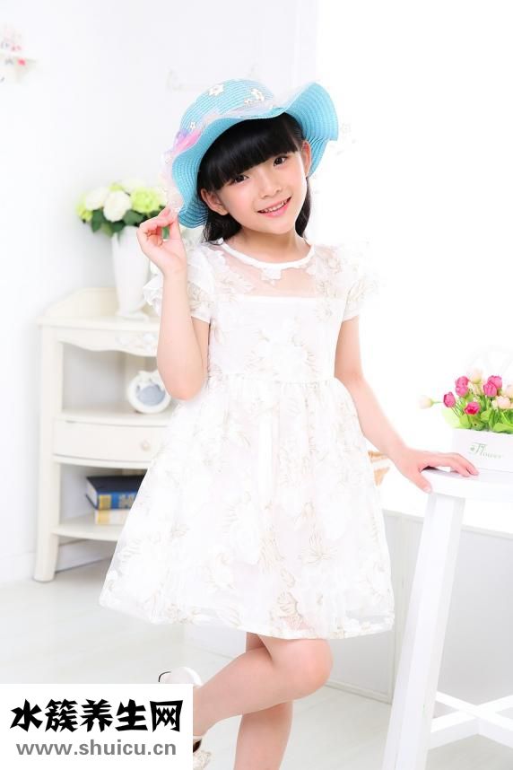 小孩为什么吐奶