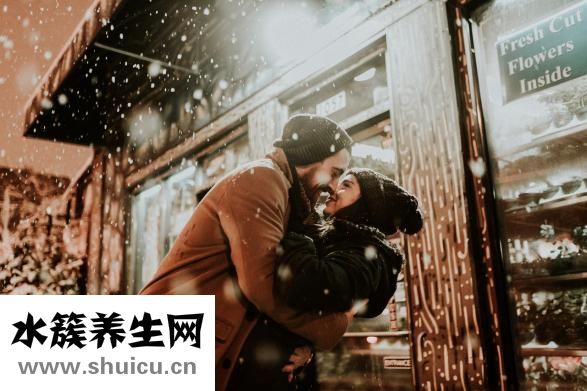 何洁为什么离婚