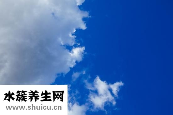 婴儿打嗝怎么回事