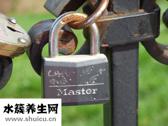 小便失禁怎么办