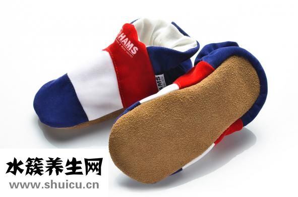婴儿为什么会吐奶