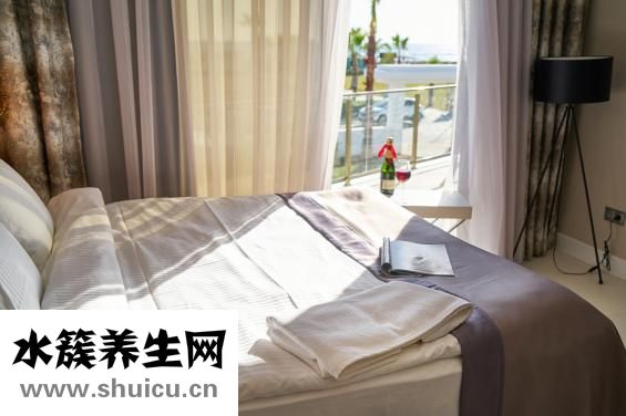什么叫滚床单