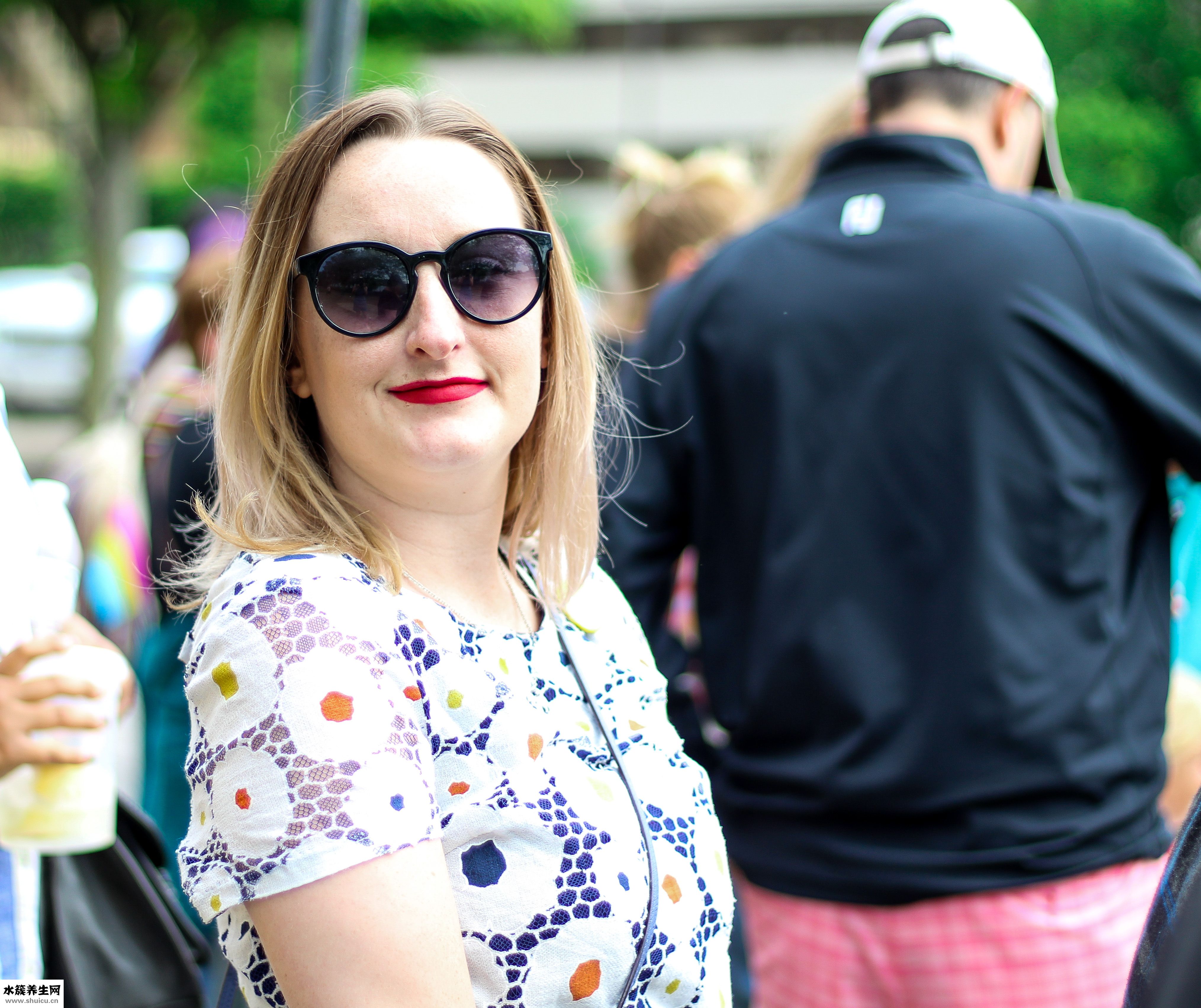 脸部黄褐斑如何治疗