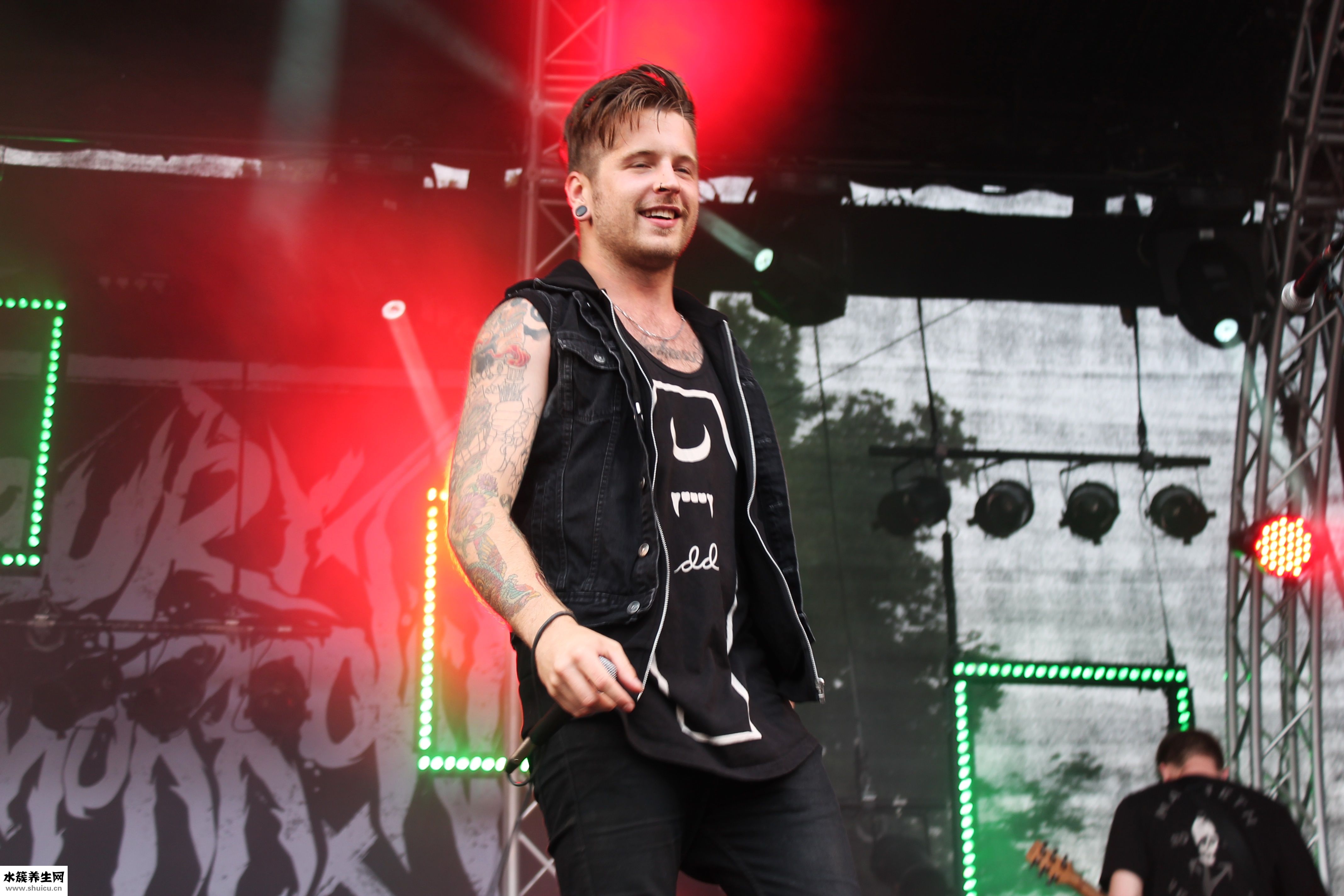 不点痦子怎么除去