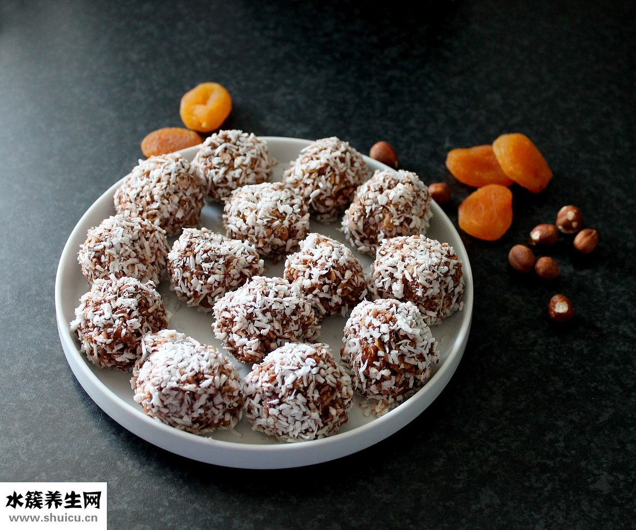 胃凉了怎么办？生活调理：多吃维生素丰富食物有助改善胃部健康
