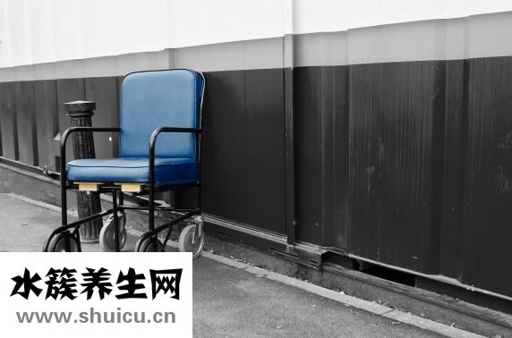 儿童蹬被子怎么办