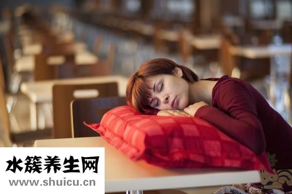 大人踢被子怎么办